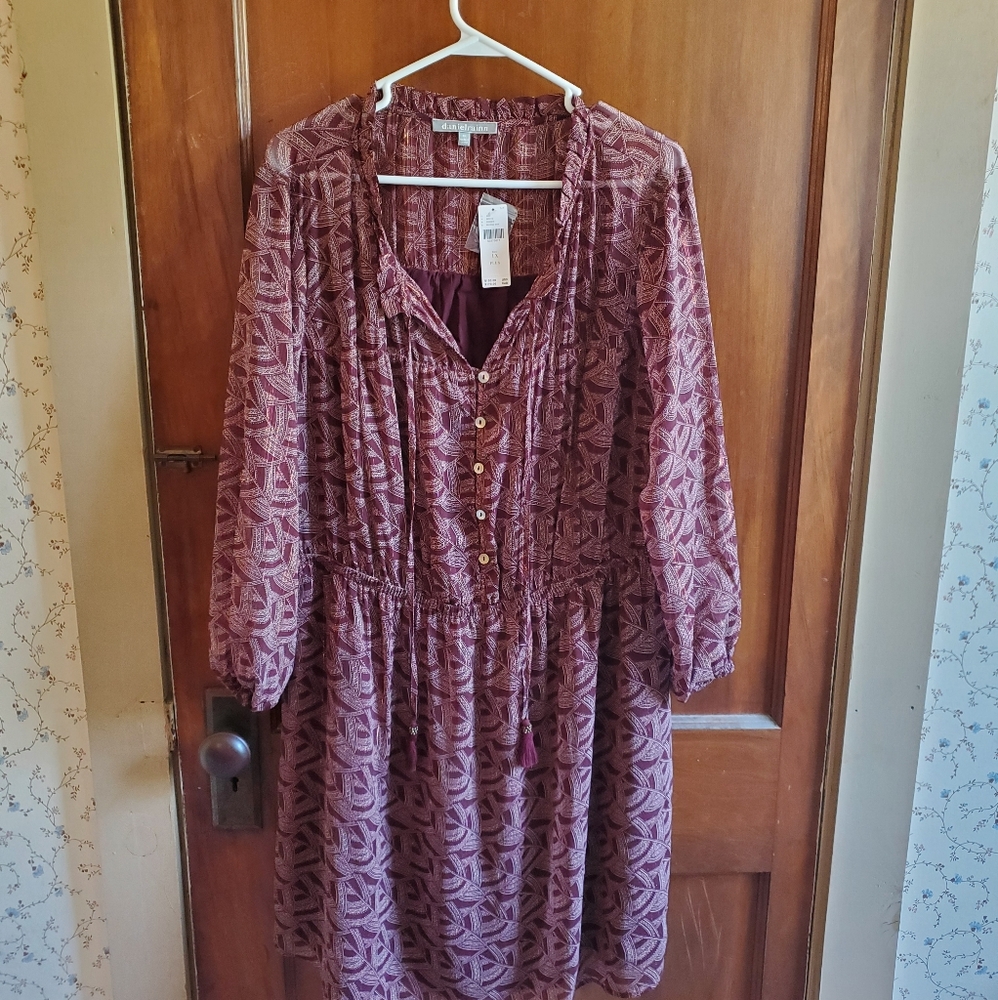Daniel Rainn dress